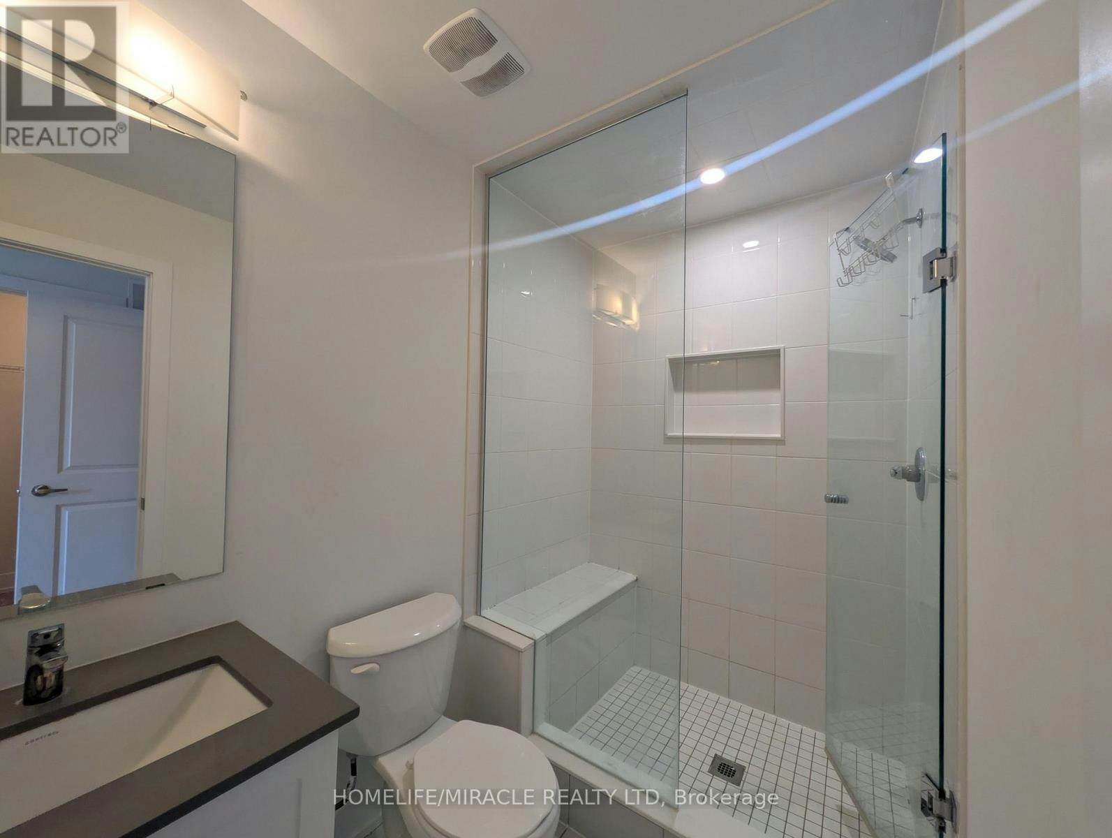 1553 Midland Avenue, Toronto, ON, M1P 0G3 - 25
