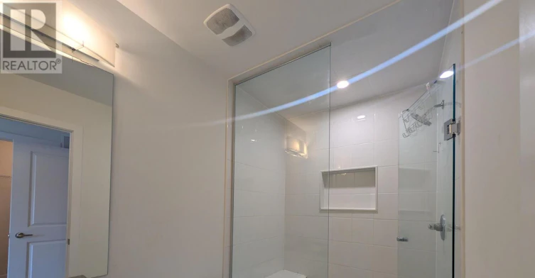 1553 Midland Avenue, Toronto, ON, M1P 0G3 - 25