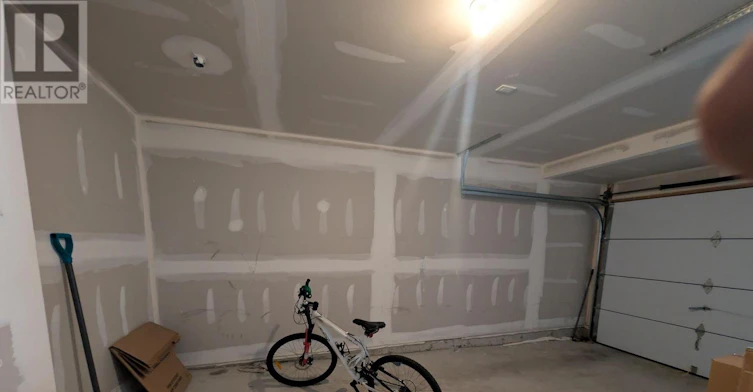 1553 Midland Avenue, Toronto, ON, M1P 0G3 - 27