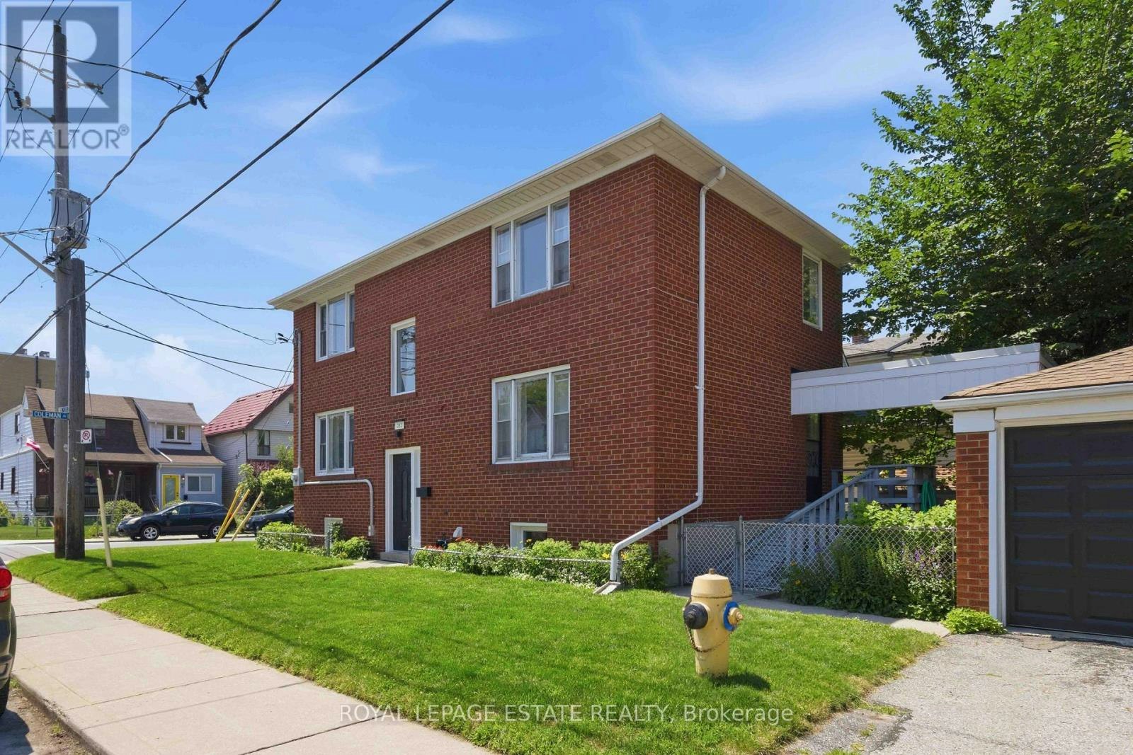 182 Coleman Avenue, Toronto, ON, M4C 1R4
