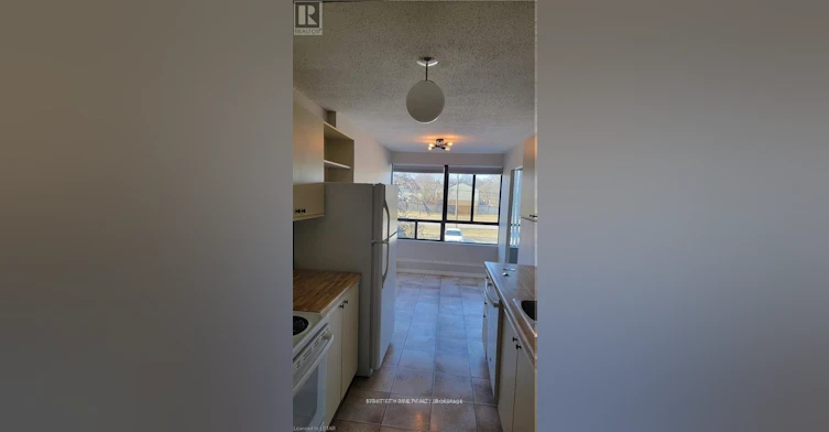 202-1600 Adelaide Street, London, ON, N5X 3H6 - 2