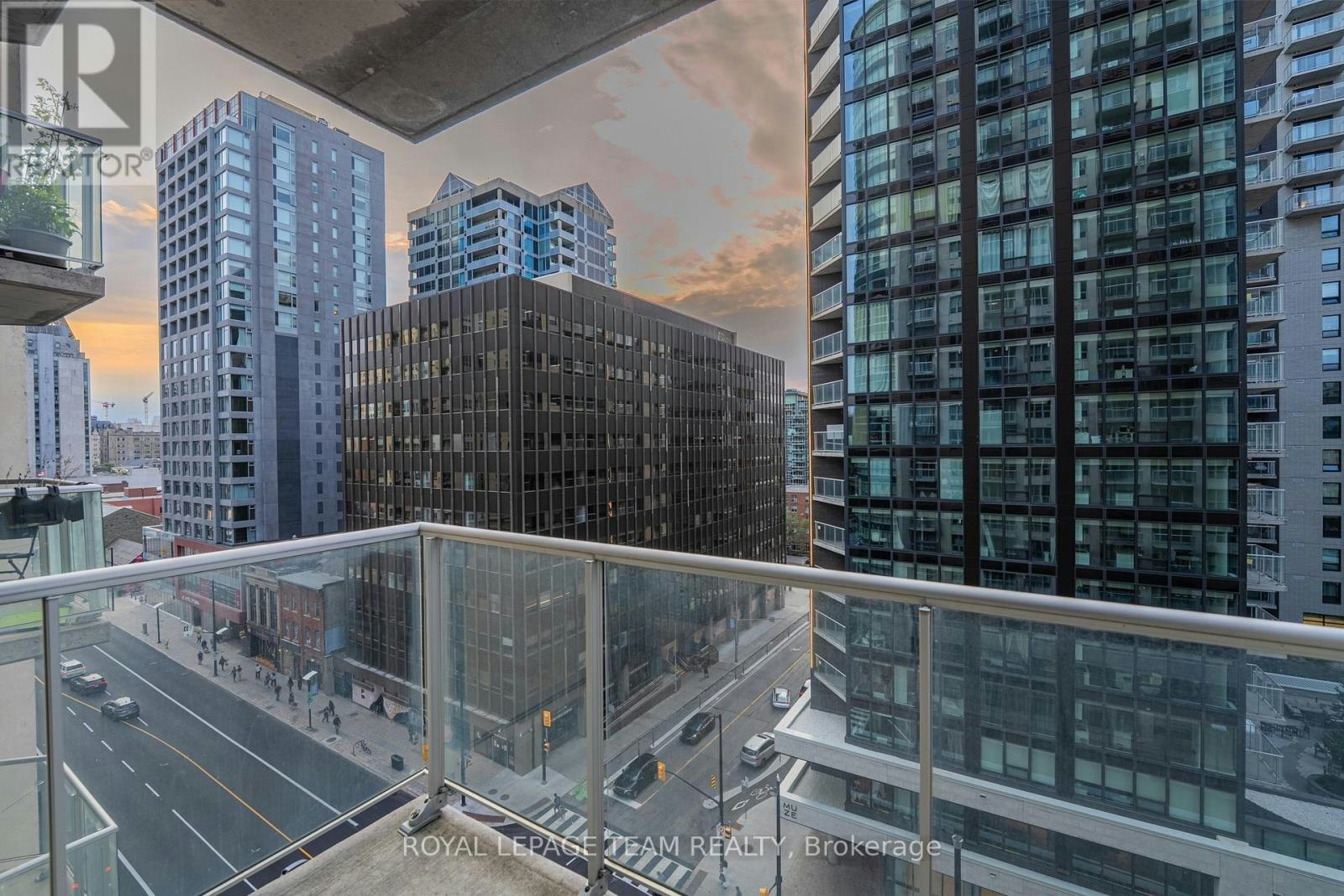 1002-242 Rideau Street, Ottawa, ON, K1N 0B7 - 19