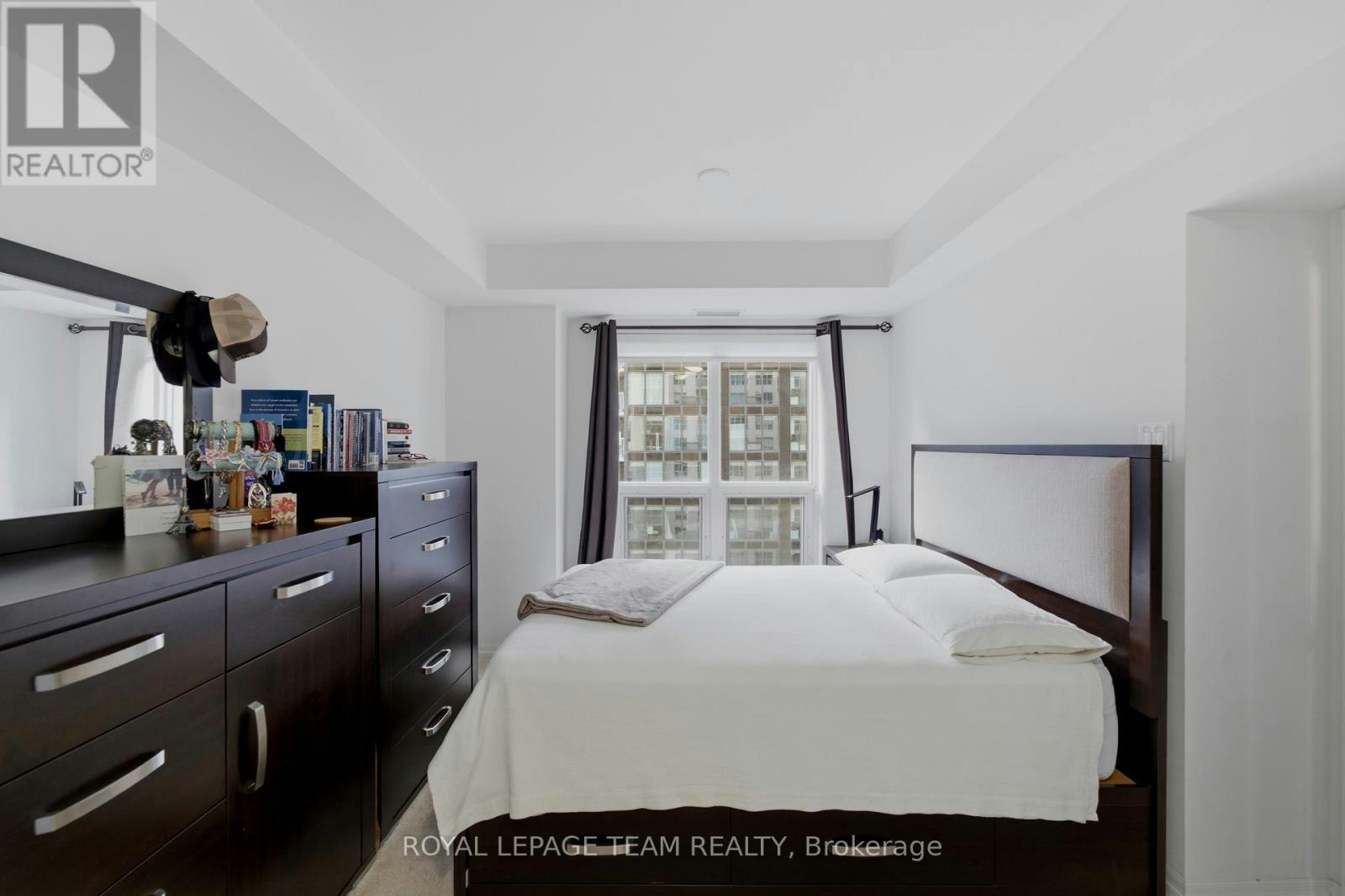 1002-242 Rideau Street, Ottawa, ON, K1N 0B7 - 24