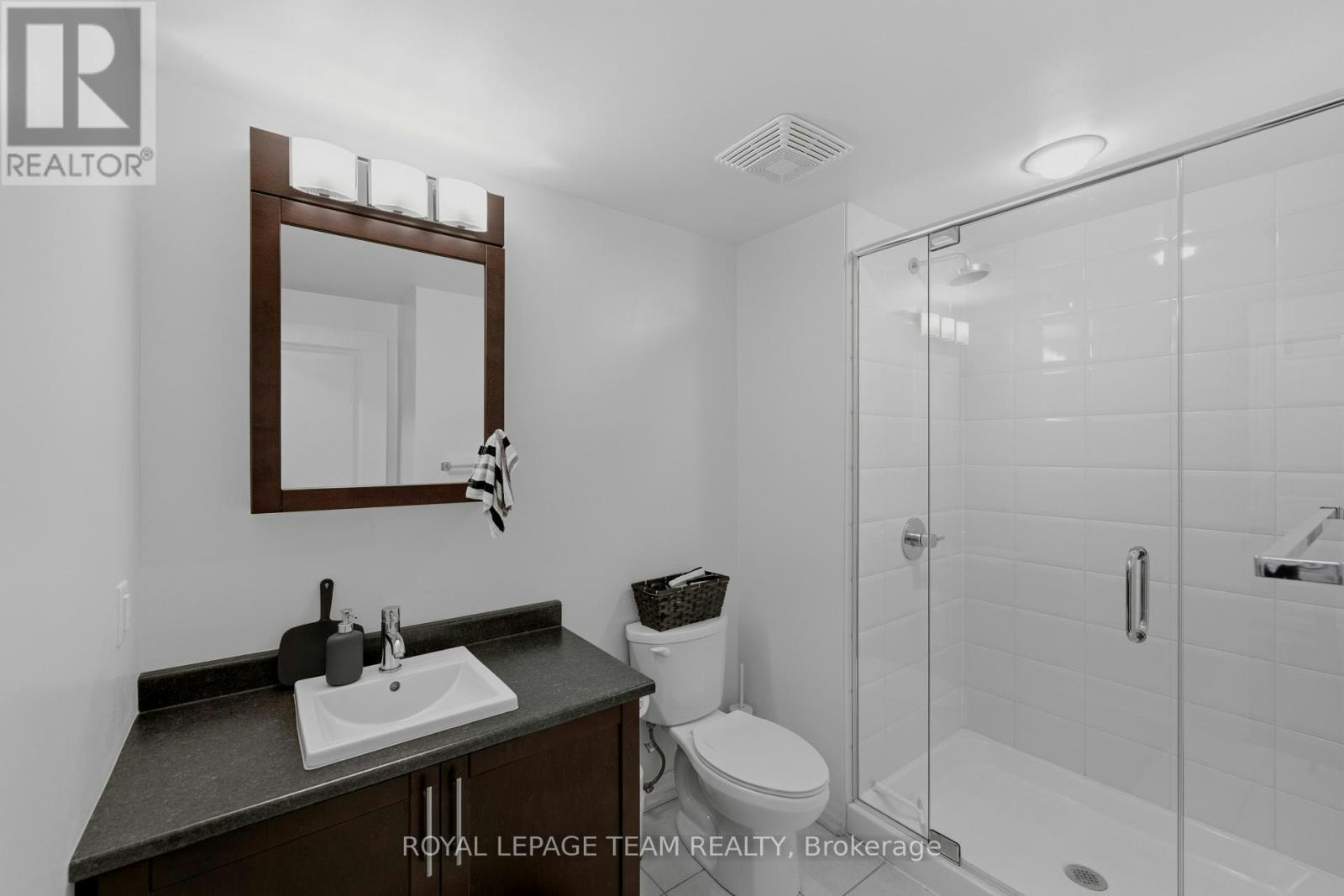 1002-242 Rideau Street, Ottawa, ON, K1N 0B7 - 14