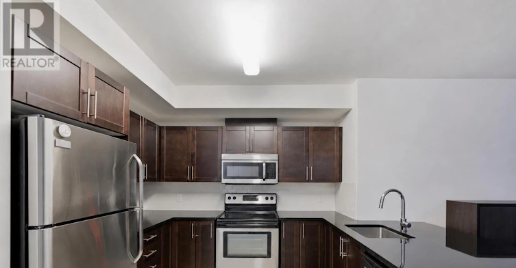 1002-242 Rideau Street, Ottawa, ON, K1N 0B7 - 9
