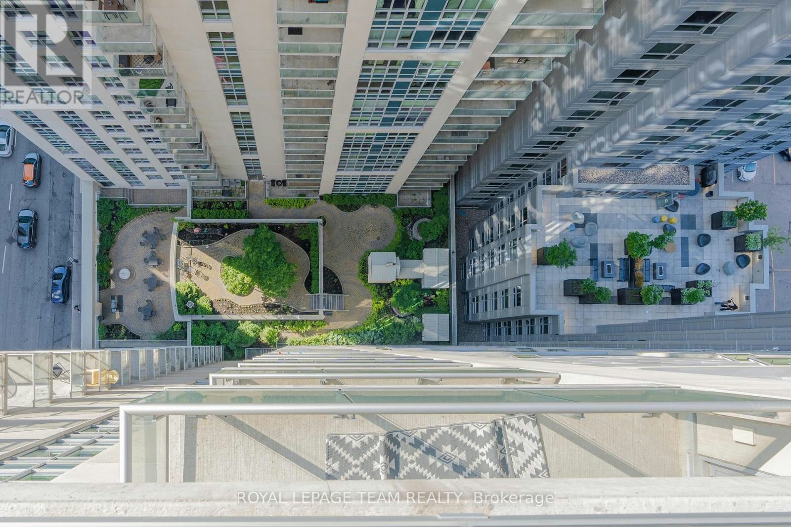 1002-242 Rideau Street, Ottawa, ON, K1N 0B7 - 46
