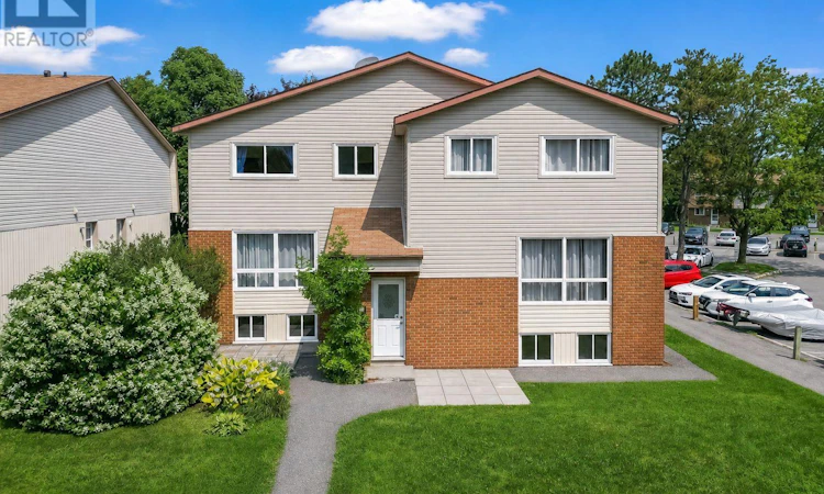 38A Forester Crescent