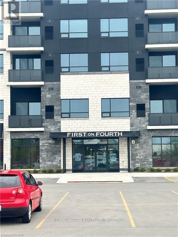 404-300 Fourth Avenue, St. Catharines, ON, L2R 6P9 - 2