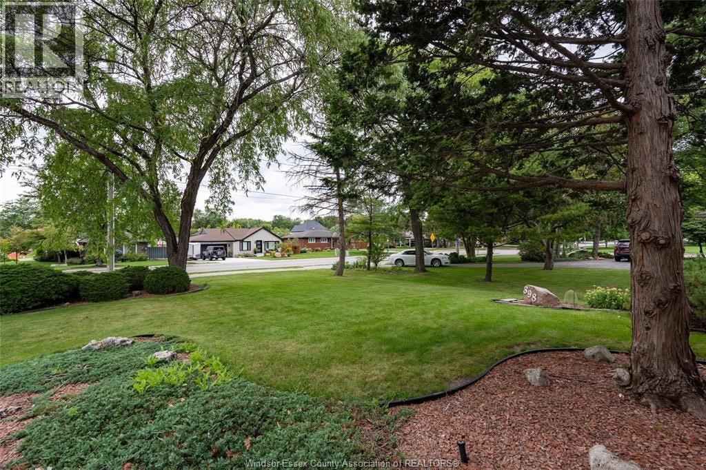 398 Brighton Road, Tecumseh, ON, N8N 2L4 - 4