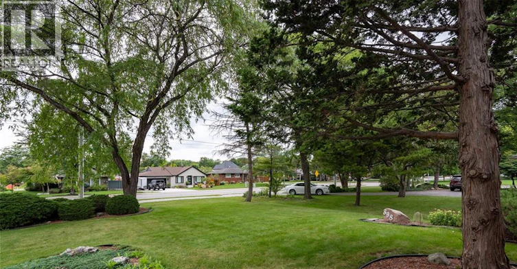 398 Brighton Road, Tecumseh, ON, N8N 2L4 - 4