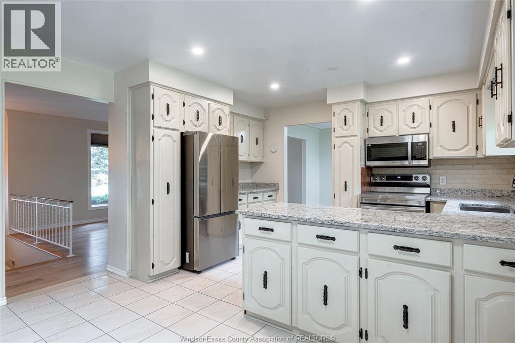 398 Brighton Road, Tecumseh, ON, N8N 2L4 - 17