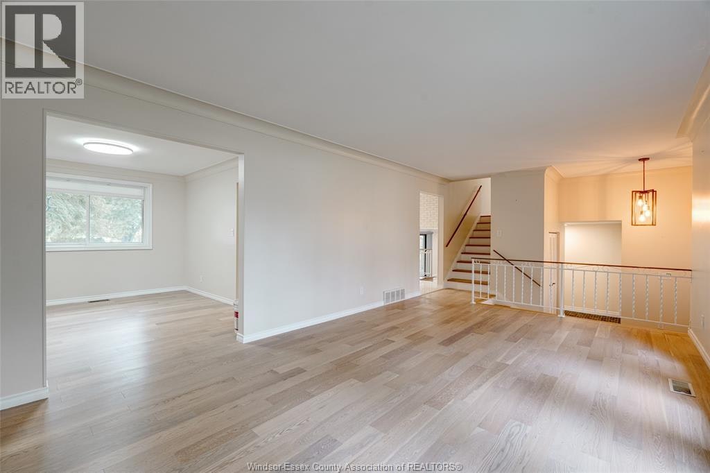 398 Brighton Road, Tecumseh, ON, N8N 2L4 - 12
