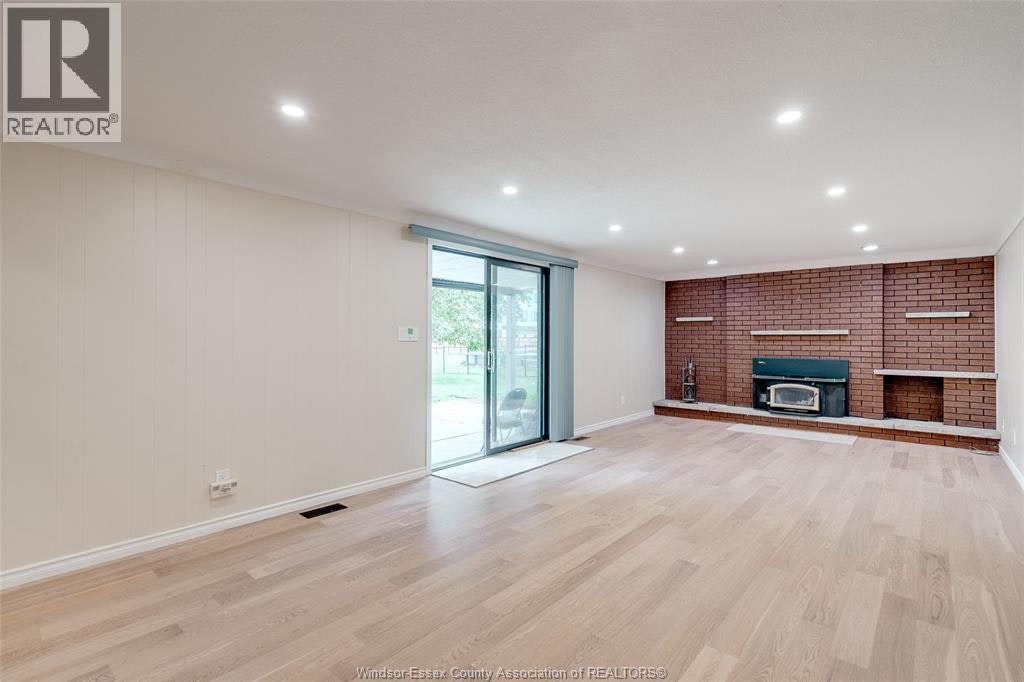 398 Brighton Road, Tecumseh, ON, N8N 2L4 - 23