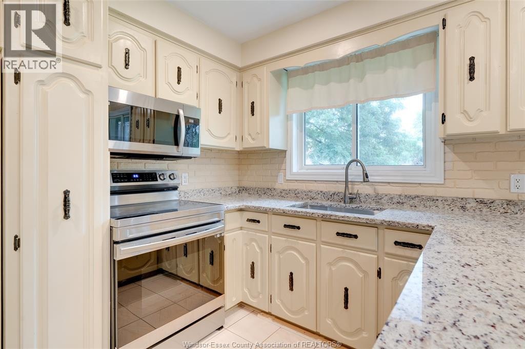 398 Brighton Road, Tecumseh, ON, N8N 2L4 - 20