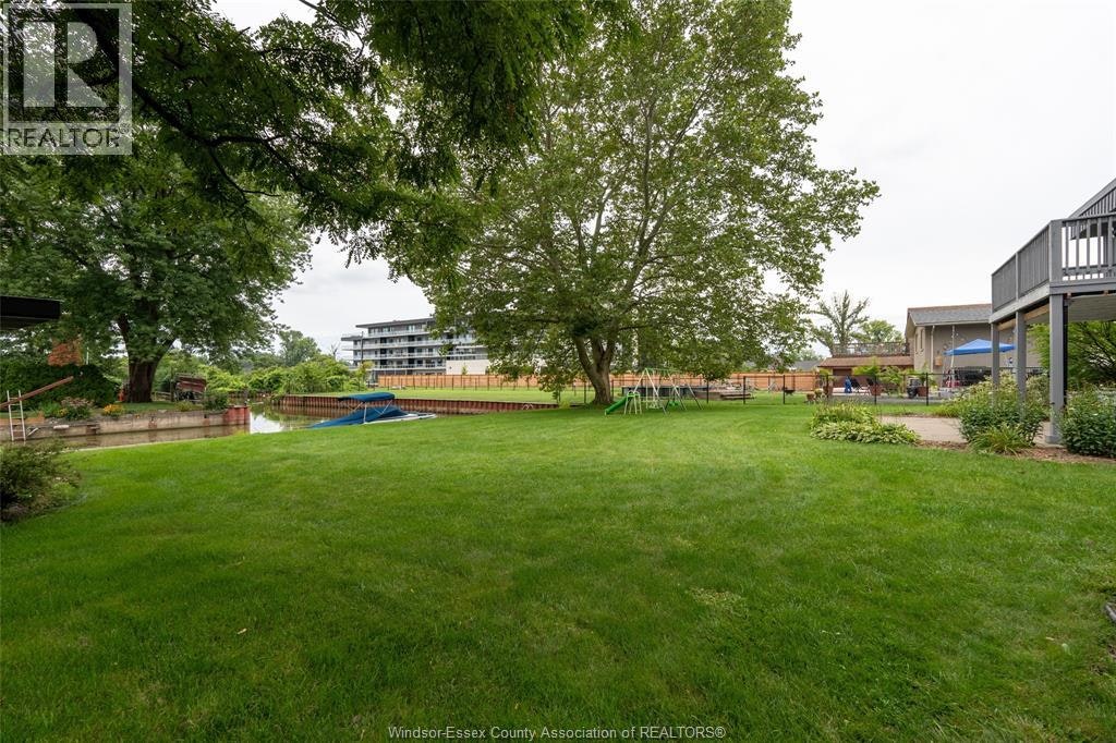 398 Brighton Road, Tecumseh, ON, N8N 2L4 - 9