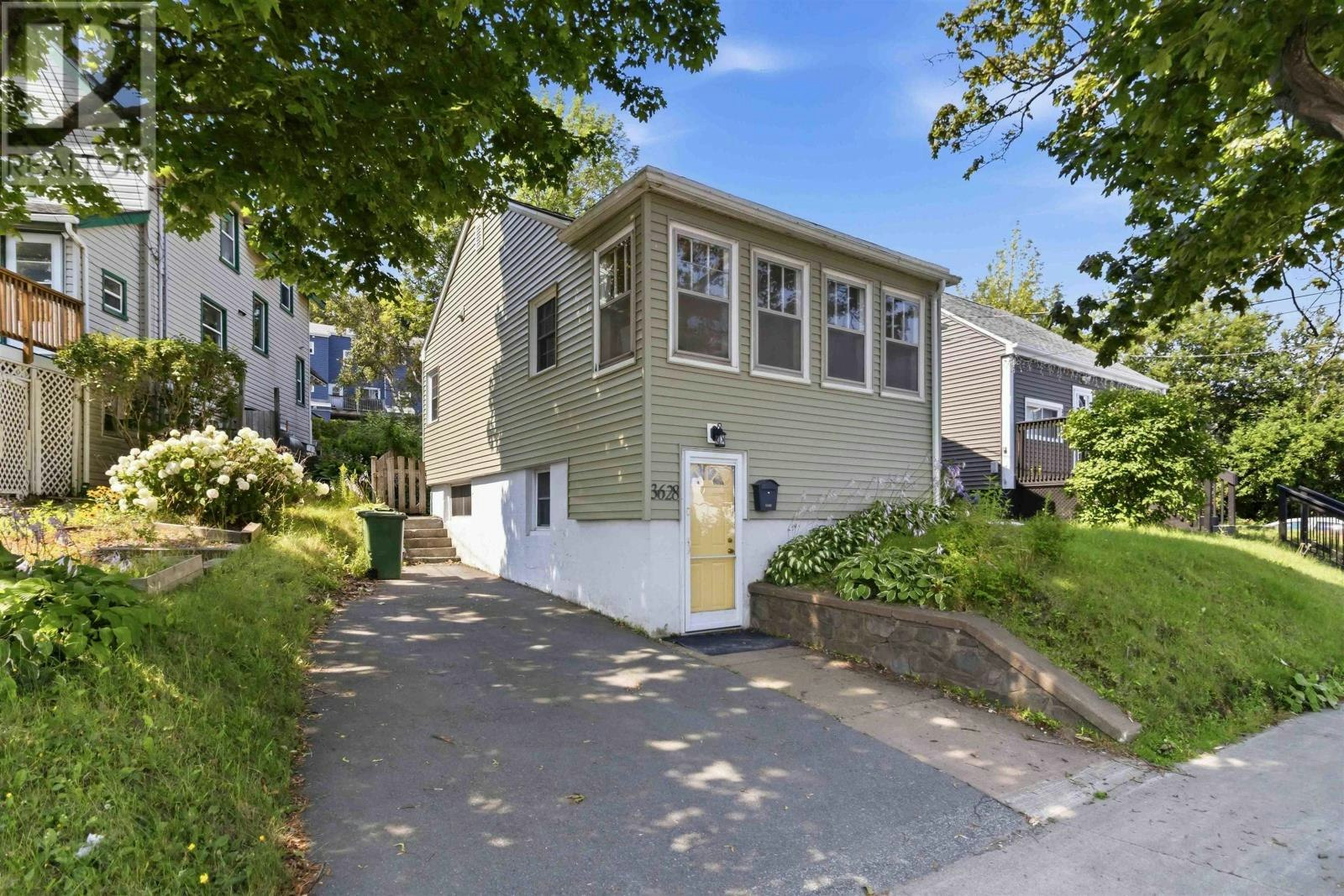 3628 Barrington Street, Halifax, NS, B3K 2Y2