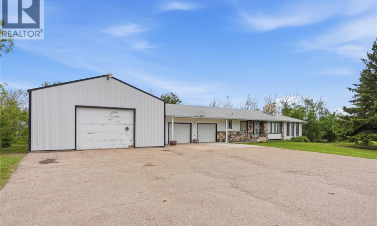 Martensville Friesen Acreage. 121 Of Land Acres