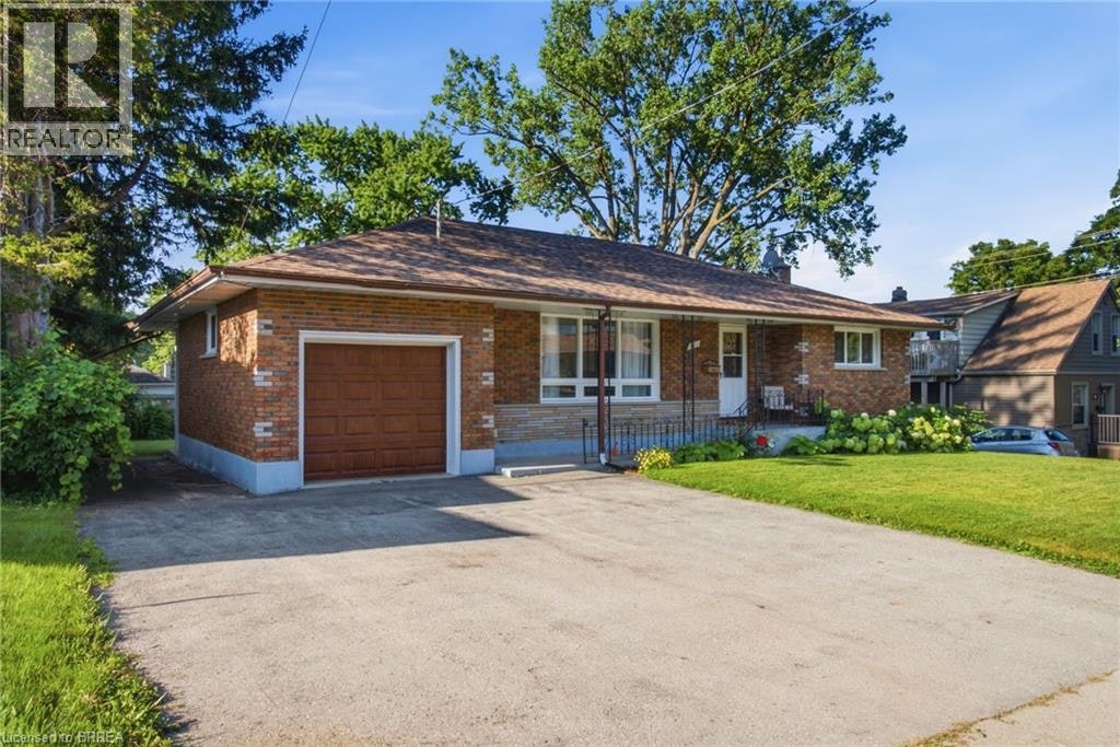 401 Nelson Street, Brantford, ON, N3S 4E9