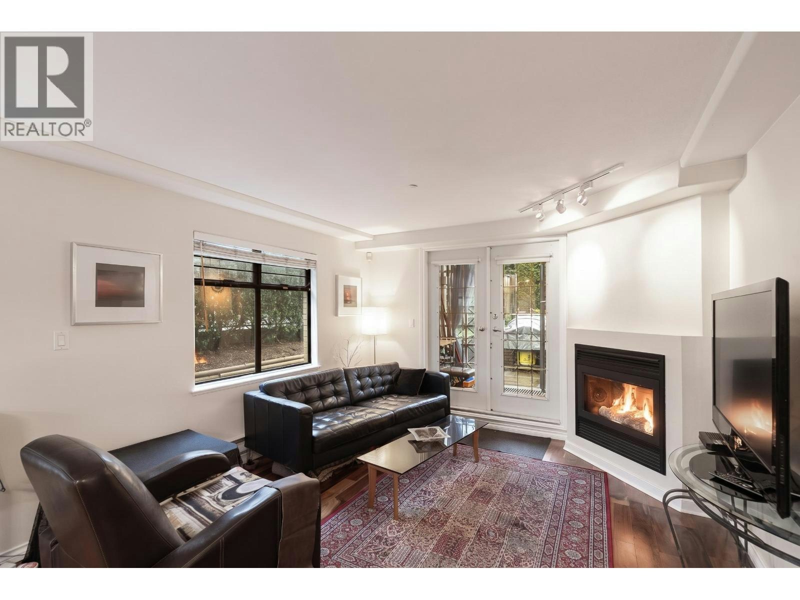 101-2829 Ash Street, Vancouver, BC, V5Z 4P5
