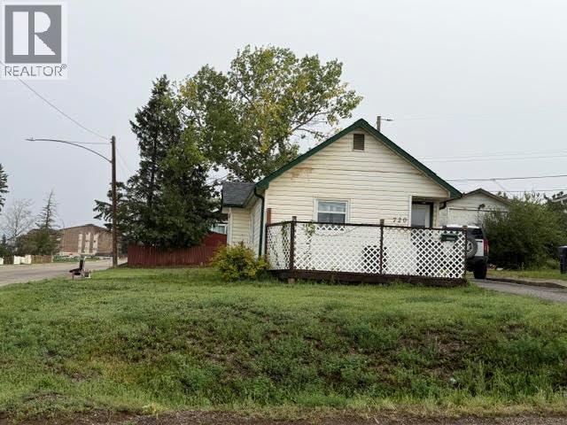 720 98 Avenue, Dawson Creek, BC, V1G 1S2
