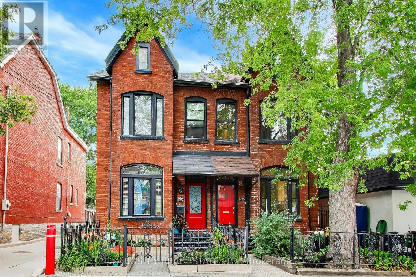 295 Seaton Street, Toronto, ON, M5A 2T6
