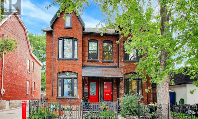 295 Seaton Street