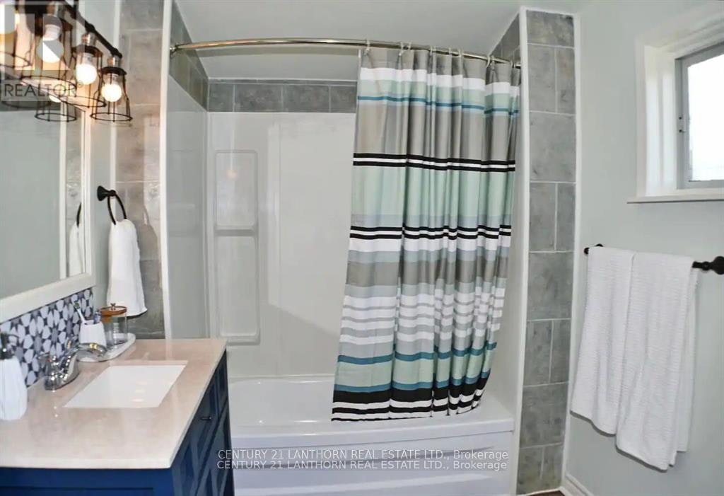 30 Stanley Street, Prince Edward County, ON, K0K 1G0 - 12
