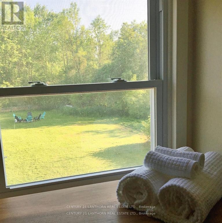30 Stanley Street, Prince Edward County, ON, K0K 1G0 - 11