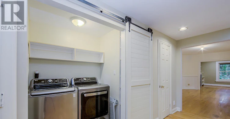 47 Herbert Avenue, Toronto, ON, M4L 3P8 - 25
