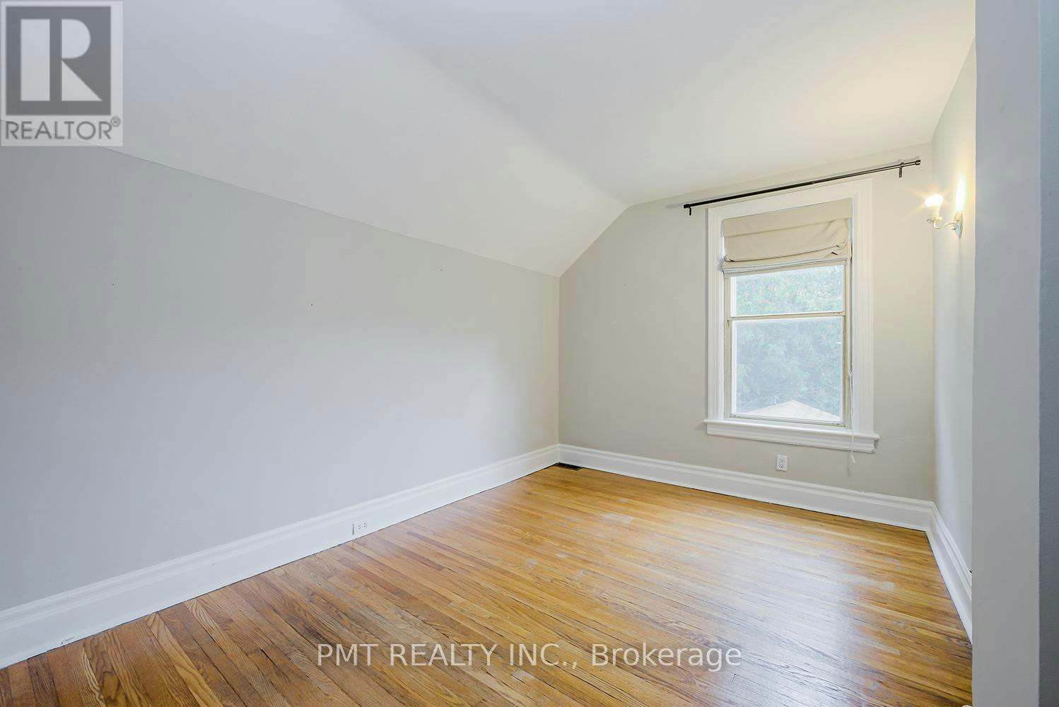 47 Herbert Avenue, Toronto, ON, M4L 3P8 - 34