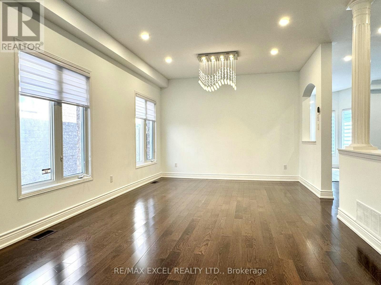 13 Brooksmill Lane, Markham, ON, L6C 2C9 - 3