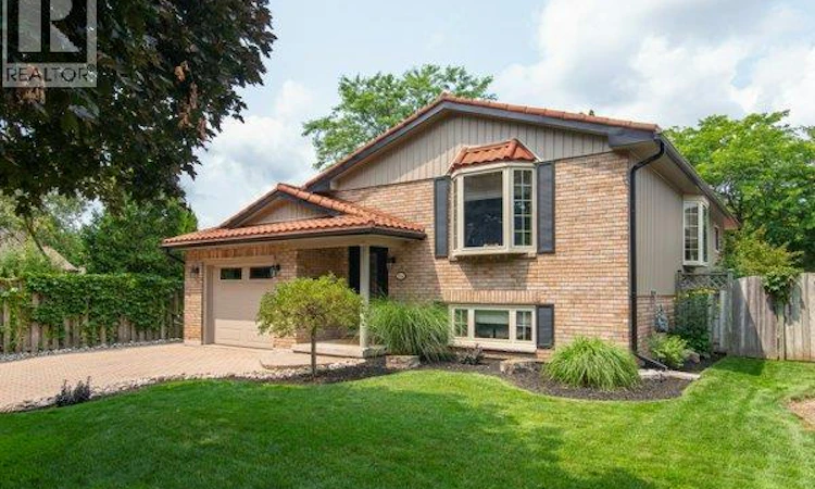 154 Ambleside Court