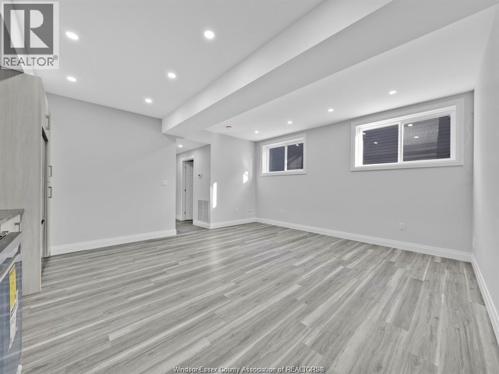 2-3549 Peter Street, Windsor, ON, N9C 1J6 - 6