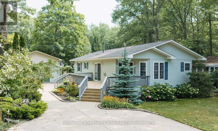 10 Huron Lane