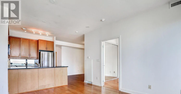 701-18 Yorkville Avenue, Toronto, ON, M4W 3Y8 - 7