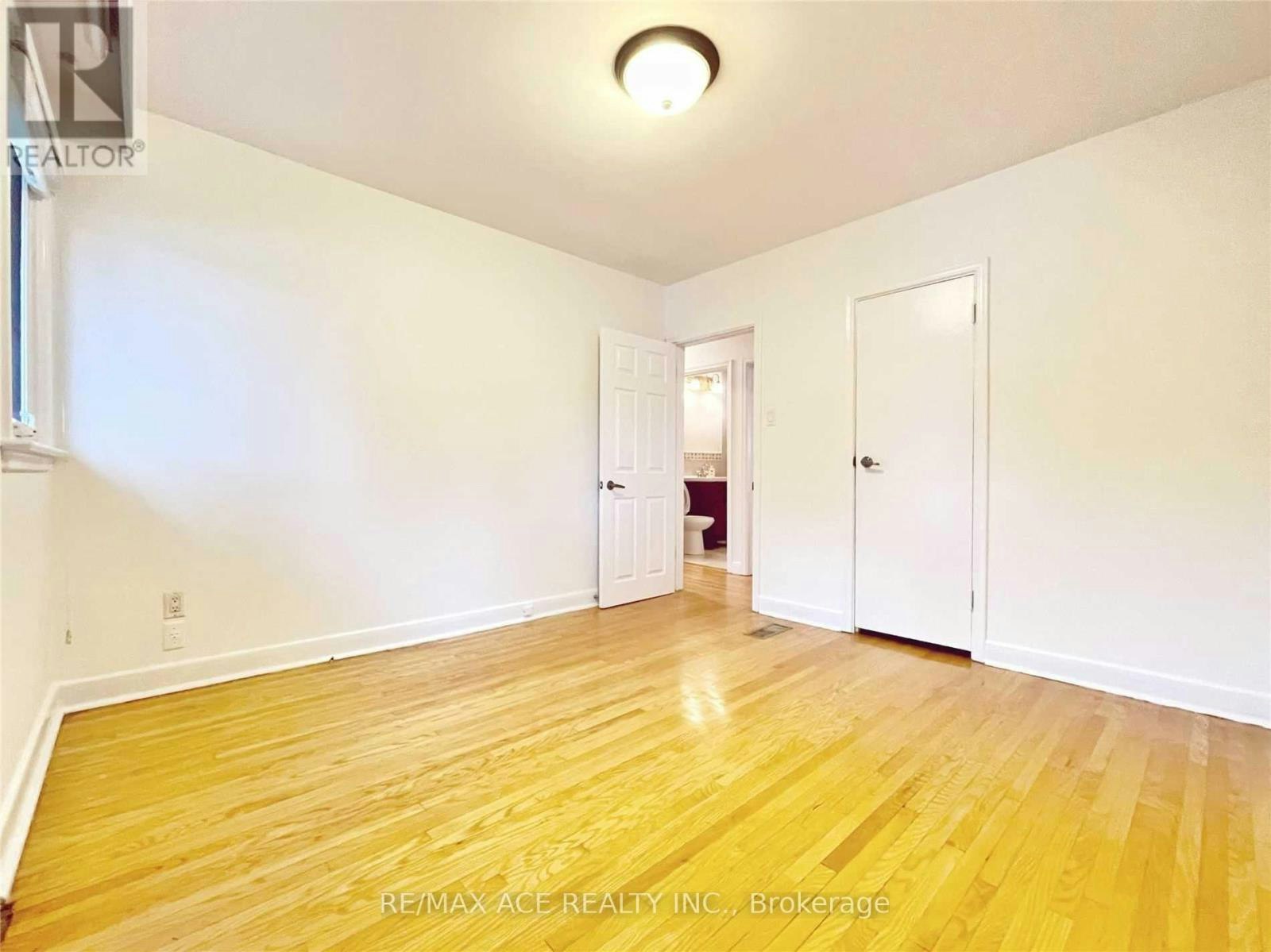 MAIN-246 Horsham Avenue, Toronto, ON, M2N 2A6 - 12