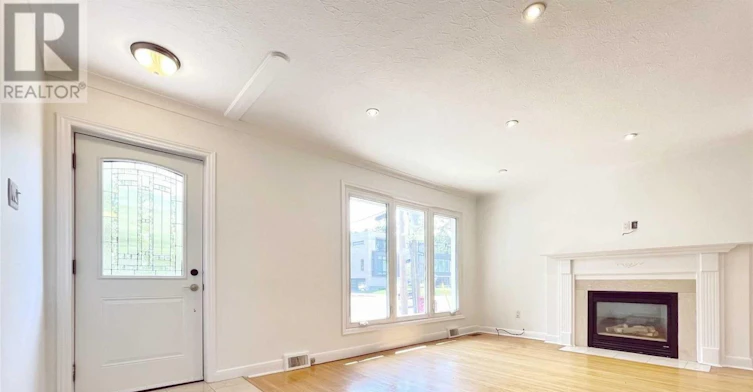 MAIN-246 Horsham Avenue, Toronto, ON, M2N 2A6 - 6