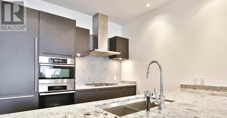 5805-180 University Avenue, Toronto, ON, M5H 0A2 - 12