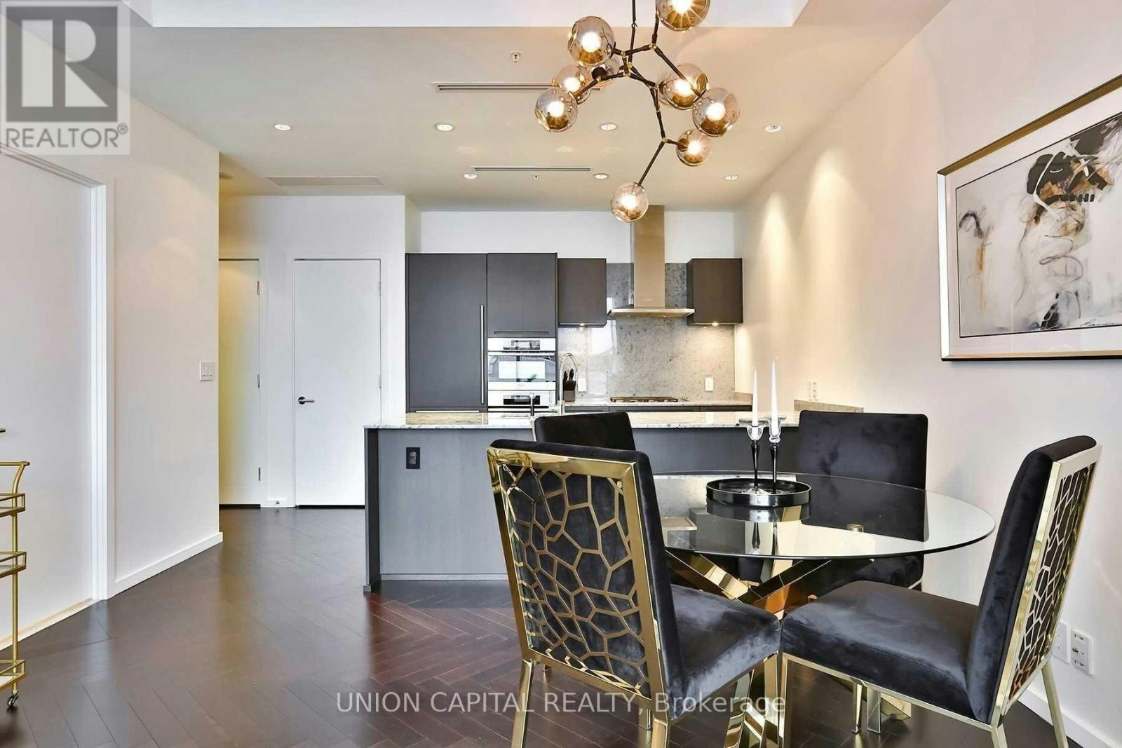 5805-180 University Avenue, Toronto, ON, M5H 0A2 - 14