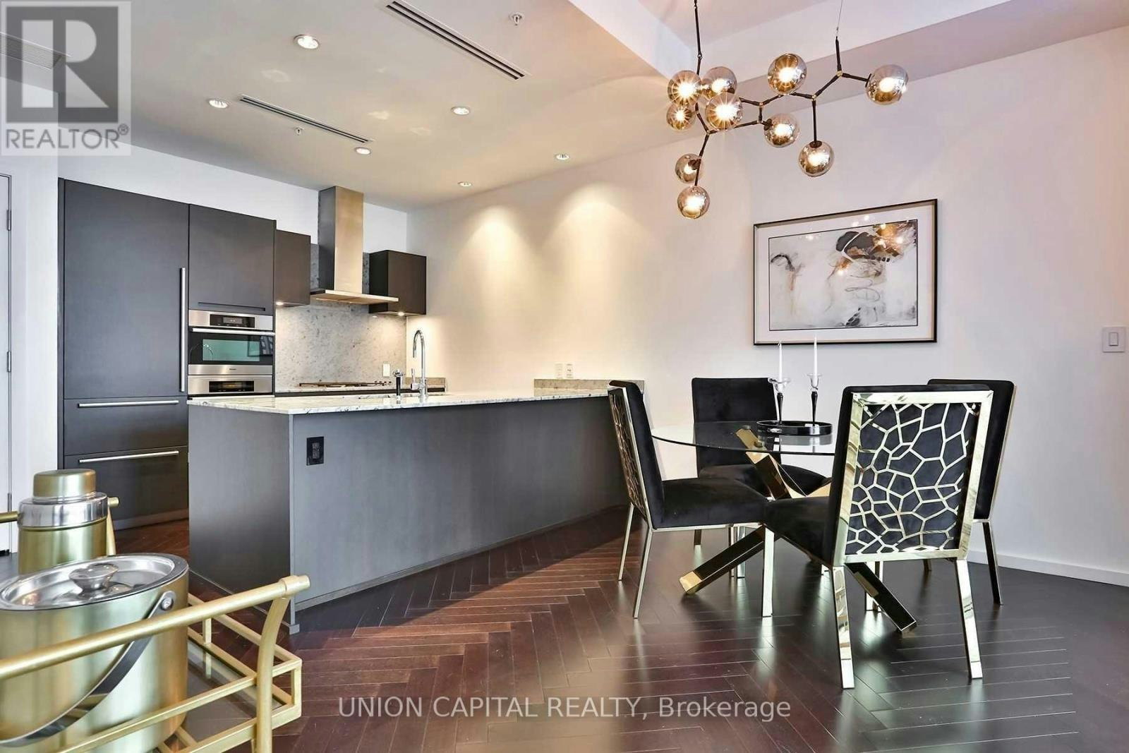 5805-180 University Avenue, Toronto, ON, M5H 0A2 - 15
