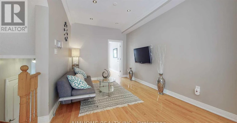 UPPER-10 Portsmouth Road, Vaughan, ON, L6A 3E7 - 13