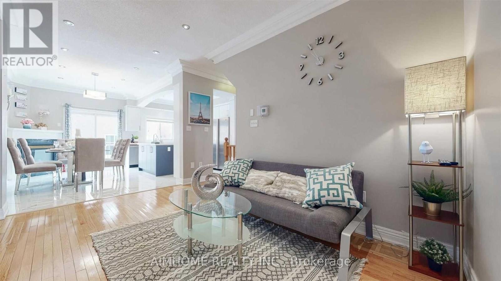 UPPER-10 Portsmouth Road, Vaughan, ON, L6A 3E7 - 4