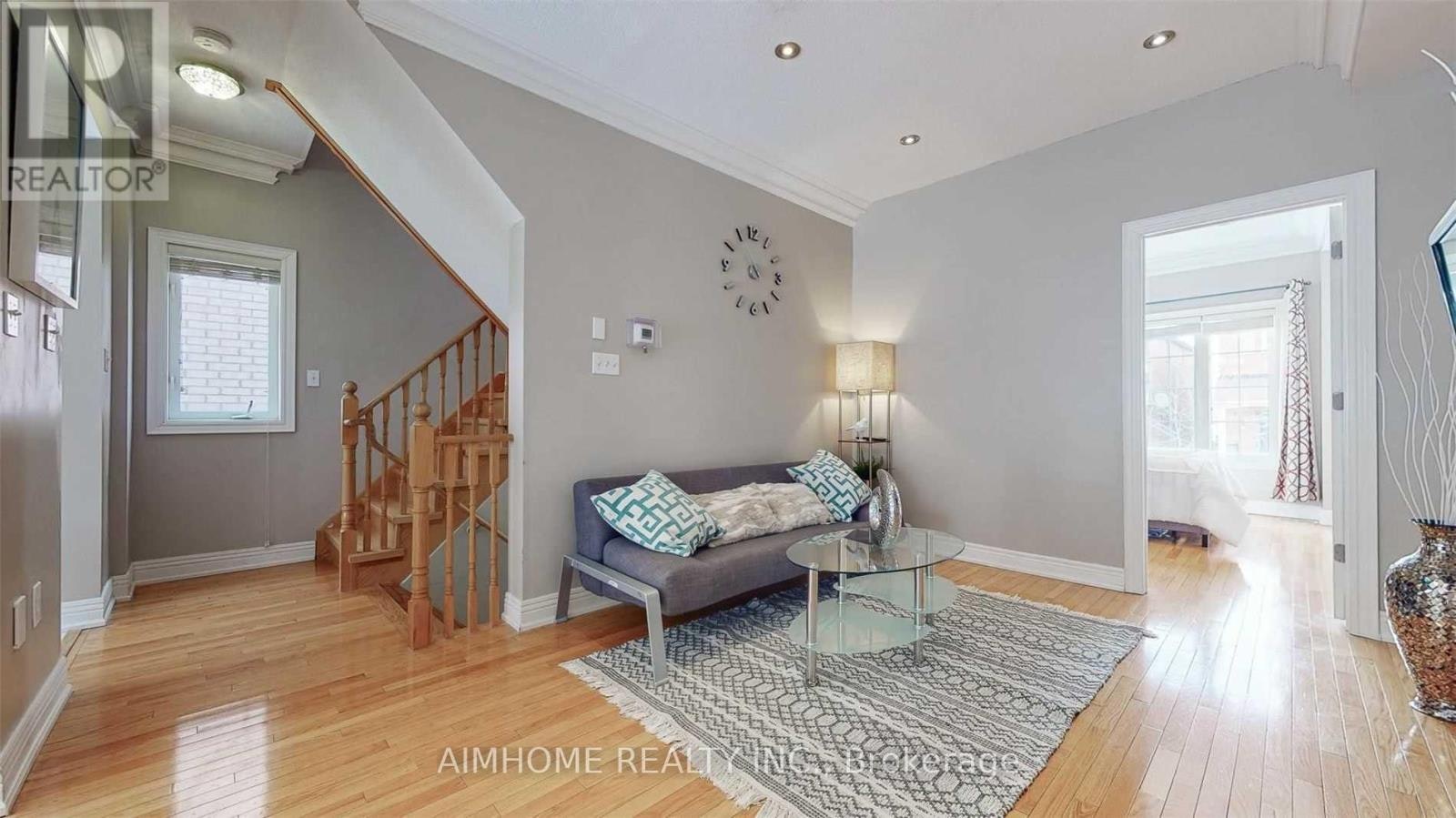 UPPER-10 Portsmouth Road, Vaughan, ON, L6A 3E7 - 12