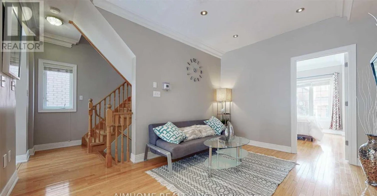 UPPER-10 Portsmouth Road, Vaughan, ON, L6A 3E7 - 12