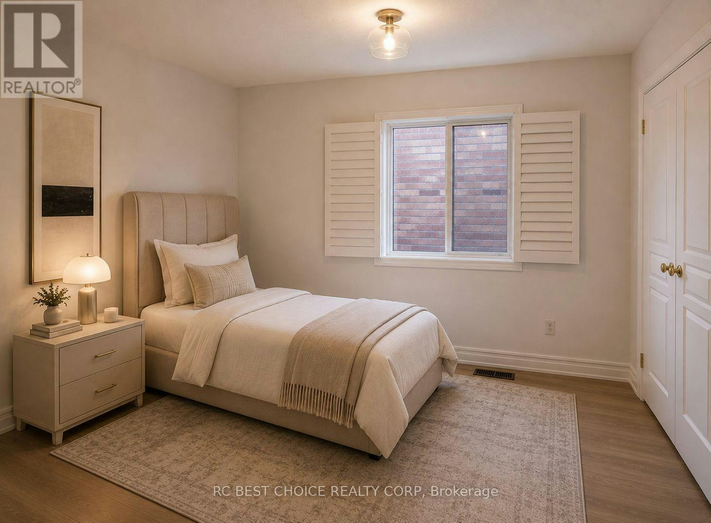 MAIN-23 Durhamview Crescent, Whitchurch-Stouffville, ON, L4S 1S4 - 12
