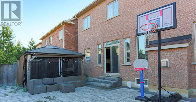 MAIN-23 Durhamview Crescent, Whitchurch-Stouffville, ON, L4S 1S4 - 13