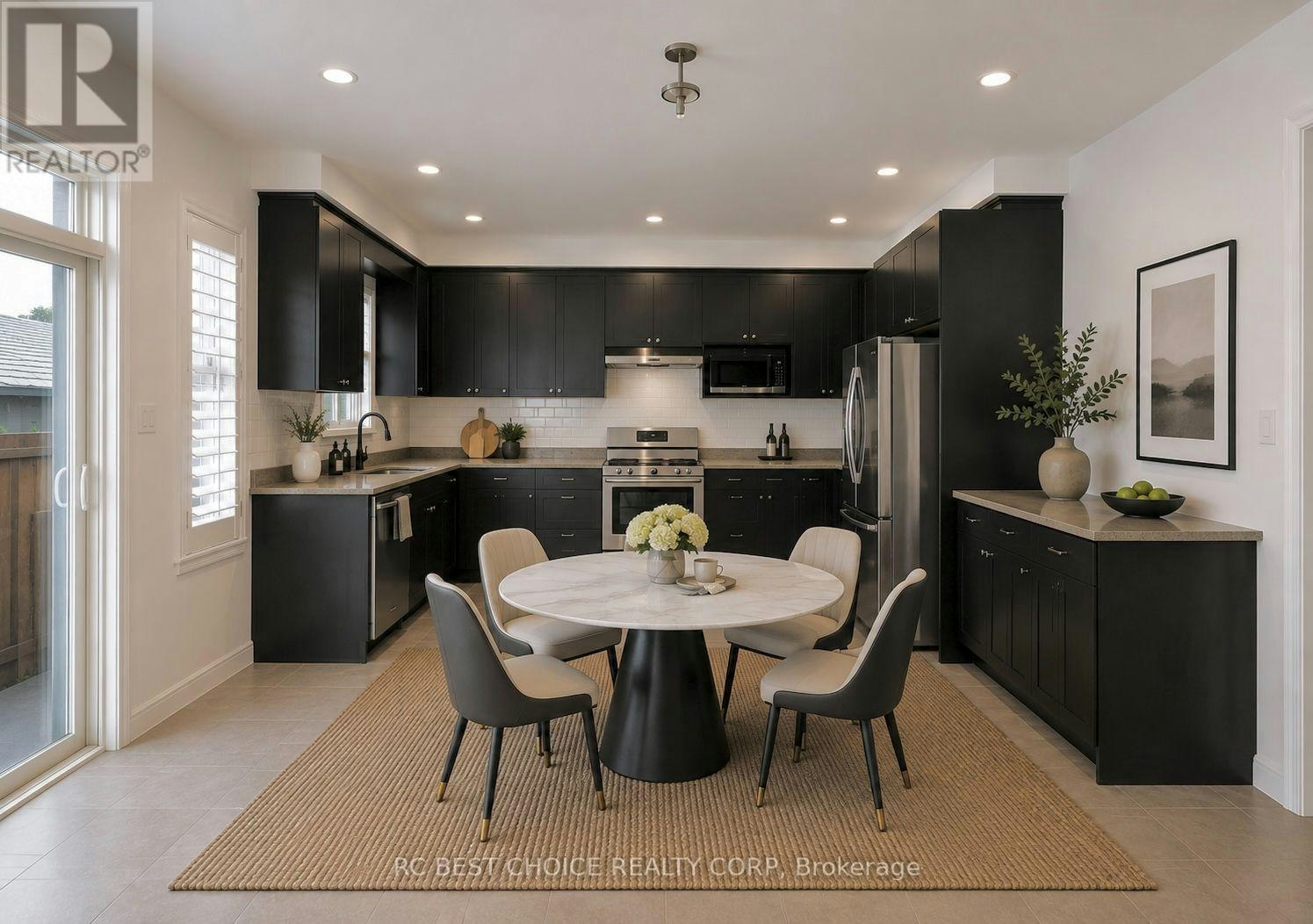 MAIN-23 Durhamview Crescent, Whitchurch-Stouffville, ON, L4S 1S4 - 4