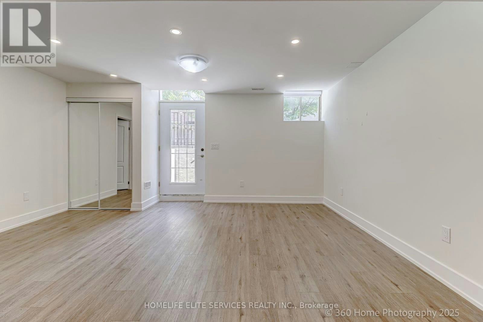 40 Northway Avenue, Whitchurch-Stouffville, ON, L4A 0T5 - 4