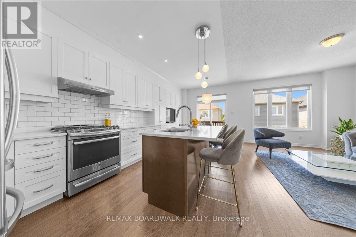 446 Meadowbreeze Drive, Ottawa, ON, K2M 0L1 - 5
