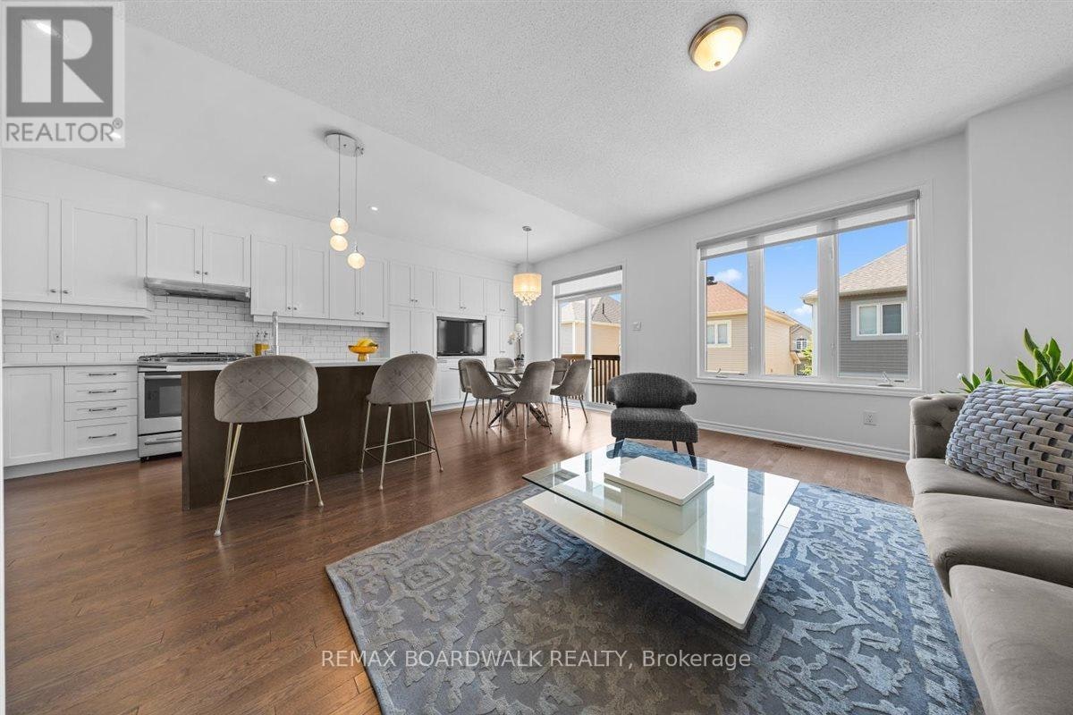 446 Meadowbreeze Drive, Ottawa, ON, K2M 0L1 - 13